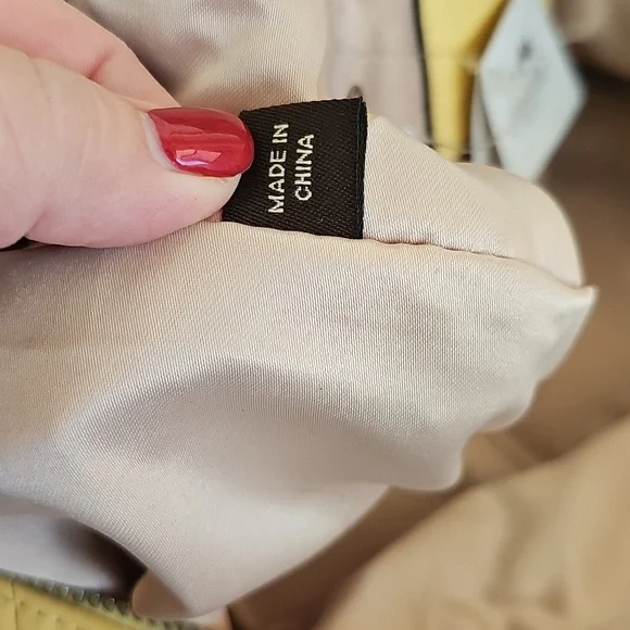 Coach NWT 2010 Kristin Yellow Leather Hobo Convertible Shoulder Bag MSRP $398 - Picture 12 of 14